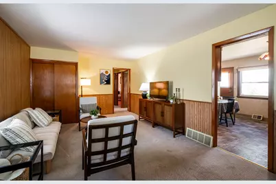 3239 S 54th St, Milwaukee, WI 53219 - Photo 3