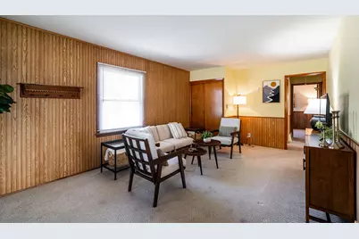 3239 S 54th St, Milwaukee, WI 53219 - Photo 5