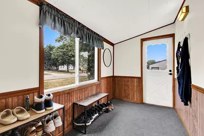 4336 S Pennsylvania Ave, Saint Francis, WI 53235 - Photo 17