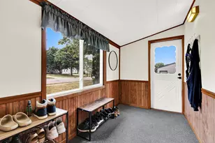 4336 S Pennsylvania Ave, Saint Francis, WI 53235 - Photo 17