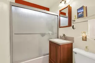 4336 S Pennsylvania Ave, Saint Francis, WI 53235 - Photo 21