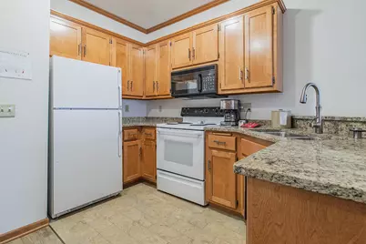 101  Osthoff Ave #285, Elkhart Lake, WI 53020 - Photo 9