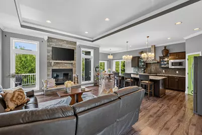 475  Conifer Ct, Port Washington, WI 53074 - Photo 5