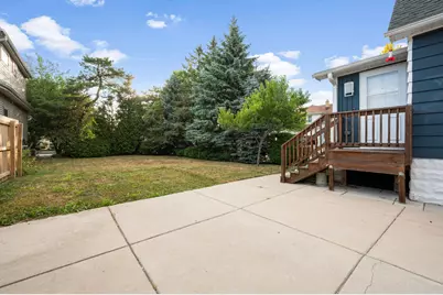 2202 S 68th St, West Allis, WI 53219 - Photo 5
