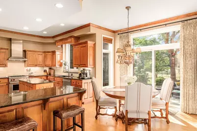 21100  Chancery Ct, Brookfield, WI 53045 - Photo 19