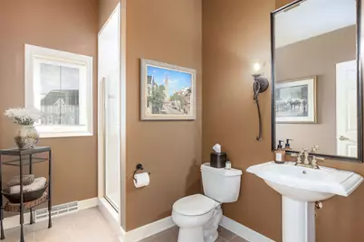 21100  Chancery Ct, Brookfield, WI 53045 - Photo 25