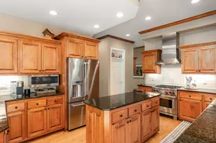 21100 Chancery Ct, Brookfield, WI 53045 - Photo 17
