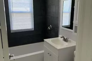 3143 N 89th St, Milwaukee, WI 53222 - Photo 11