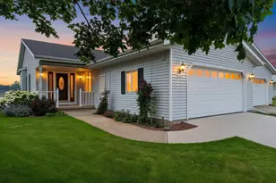1621 Blue Heron Dr, Two Rivers, WI 54241 - Photo 53