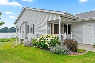 1621 Blue Heron Dr, Two Rivers, WI 54241 - Photo 3