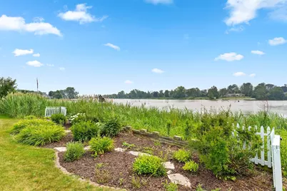 1621  Blue Heron Dr, Two Rivers, WI 54241 - Photo 9