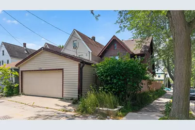 2976 N Cramer St, Milwaukee, WI 53211 - Photo 31