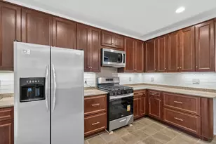 2976 N Cramer St, Milwaukee, WI 53211 - Photo 3