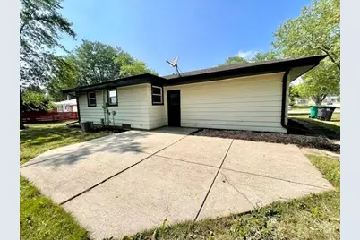N87W17833  Shepherd Dr, Menomonee Falls, WI 53051 - Photo 33