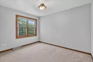 N48W16103 Lone Oak Ln, Menomonee Falls, WI 53051 - Photo 27