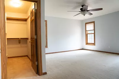 N48W16103  Lone Oak Ln, Menomonee Falls, WI 53051 - Photo 19