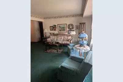 5331  Orchard Ln, Greendale, WI 53129 - Photo 7