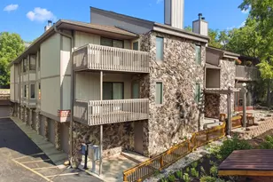 844 Kendall Ln, Lake Geneva, WI 53147 - Photo 1