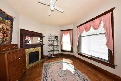 1016 N 29th St, Milwaukee, WI 53208 - Photo 5