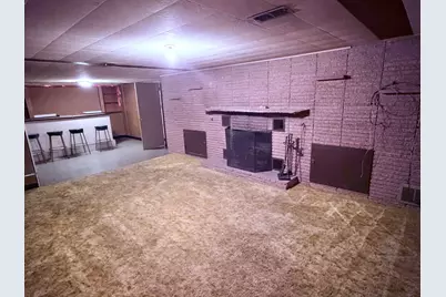 1504  Philippen St, Manitowoc, WI 54220 - Photo 15