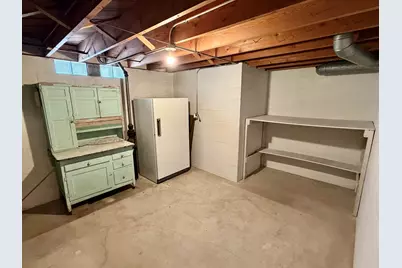 1504  Philippen St, Manitowoc, WI 54220 - Photo 19