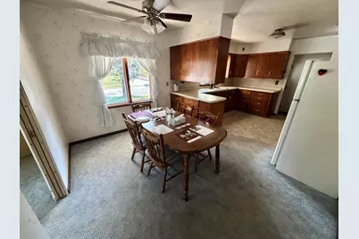 1504  Philippen St, Manitowoc, WI 54220 - Photo 3