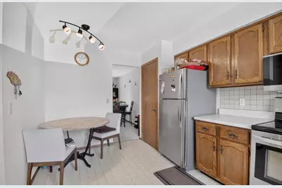 5616  Cambridge Ln #4, Racine, WI 53406 - Photo 5