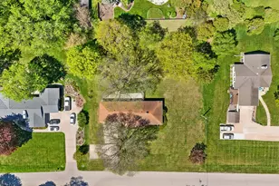 575 Kenmar Rd, Brookfield, WI 53005 - Photo 31