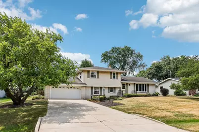 13425 W Old Oak Ln, New Berlin, WI 53151 - Photo 67