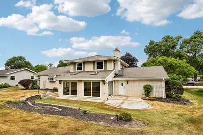 13425 W Old Oak Ln, New Berlin, WI 53151 - Photo 63