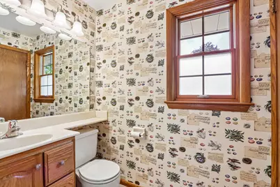 13425 W Old Oak Ln, New Berlin, WI 53151 - Photo 35