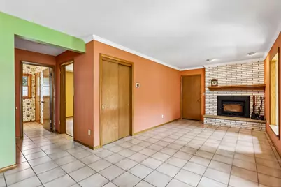 13425 W Old Oak Ln, New Berlin, WI 53151 - Photo 23