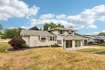 13425 W Old Oak Ln, New Berlin, WI 53151 - Photo 61