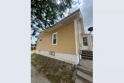 1601 S 65th St, West Allis, WI 53214 - Photo 41