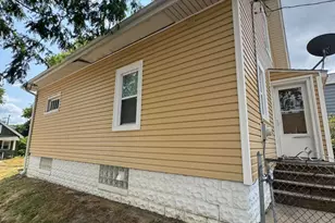 1601 S 65th St, West Allis, WI 53214 - Photo 41
