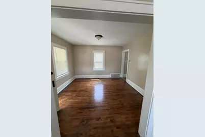 1601 S 65th St, West Allis, WI 53214 - Photo 9