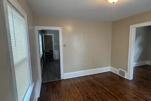 1601 S 65th St, West Allis, WI 53214 - Photo 7