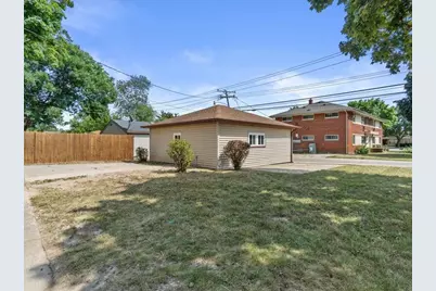 4426 N 88th St, Milwaukee, WI 53225 - Photo 31