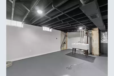 4426 N 88th St, Milwaukee, WI 53225 - Photo 25