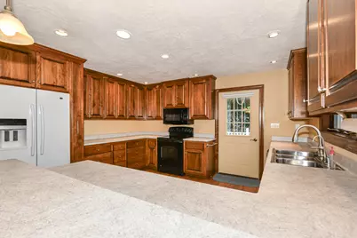 N79W34857  Petersen Rd, Oconomowoc, WI 53066 - Photo 13