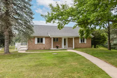 N79W34857  Petersen Rd, Oconomowoc, WI 53066 - Photo 7