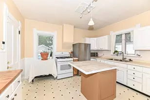 431 Dunbar Ave, Waukesha, WI 53186 - Photo 13