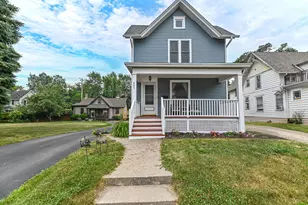 431 Dunbar Ave, Waukesha, WI 53186 - Photo 3