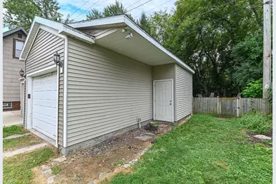 431  Dunbar Ave, Waukesha, WI 53186 - Photo 33