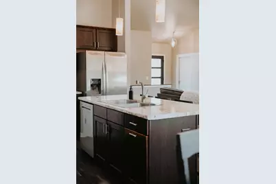 2616  Creekview Ct, Sheboygan, WI 53081 - Photo 3