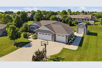 2616  Creekview Ct, Sheboygan, WI 53081 - Photo 35