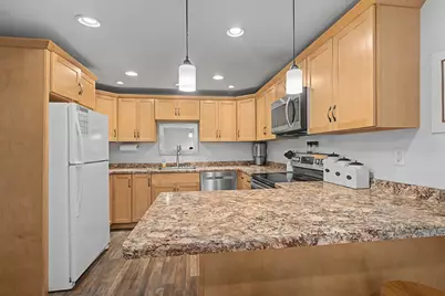 209  West Ave, Holmen, WI 54636 - Photo 9