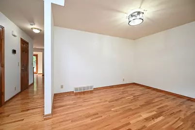 1555  48th Ave, Goodview, MN 55987 - Photo 5