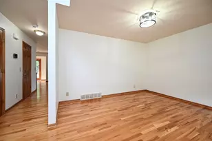 1555 48th Ave, Goodview, MN 55987 - Photo 5