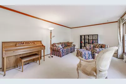 2505  Almesbury Ave, Brookfield, WI 53045 - Photo 9